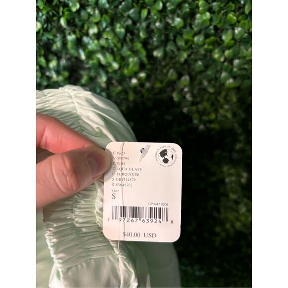 Free People Center Court Short High Rise NWT Aqua Glass Flowy Sz Small - Picture 3 of 6